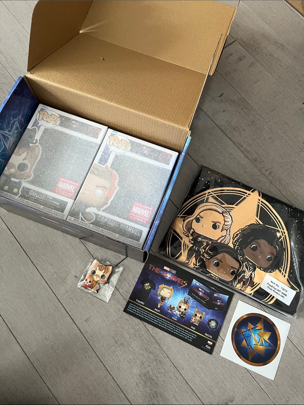 Funko POP Marvel Collector Set Exclusive Mystery Box